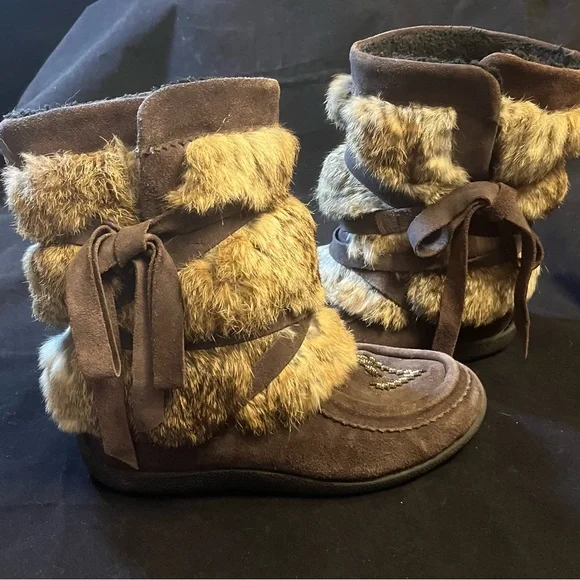 Mukluks Brown Suede with Rabbit Fur Boots - 6 - Picture 2 of 7